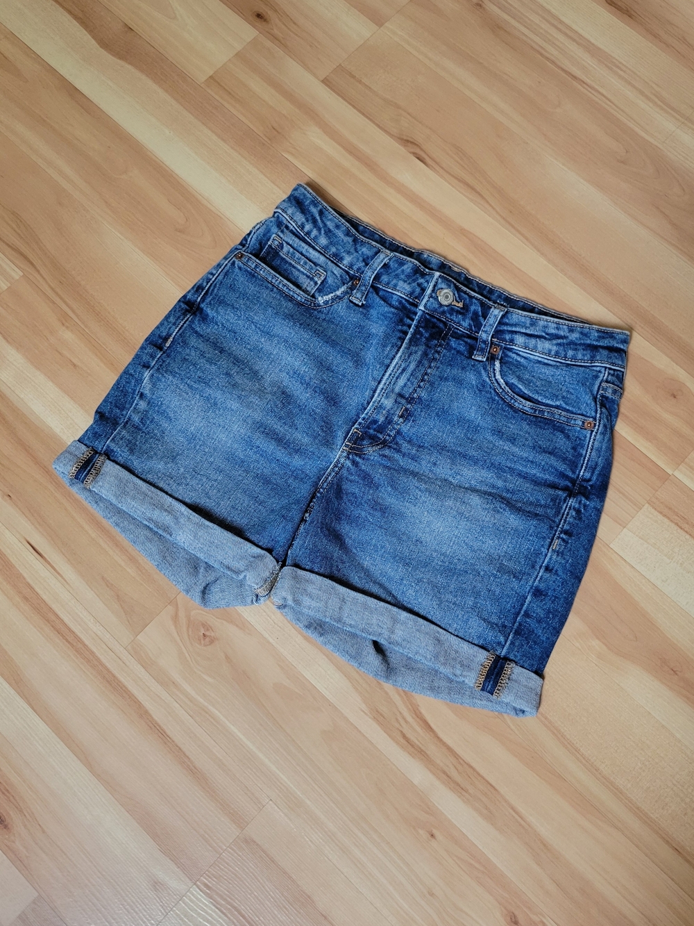 Old Navy OG Straight High Rise Jean Shorts